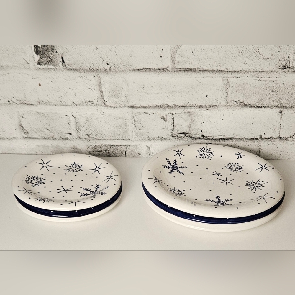 Christmas Street Handpainted Snowflake Plates Set of 6 Blue & White Winter
